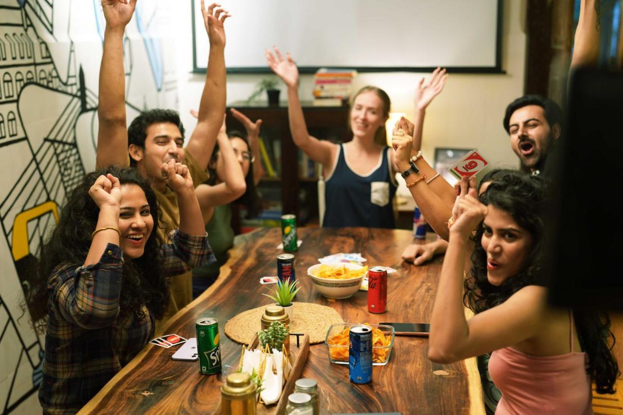 Gosolo Stays Bandra Hostel Bombaj Zewnętrze zdjęcie