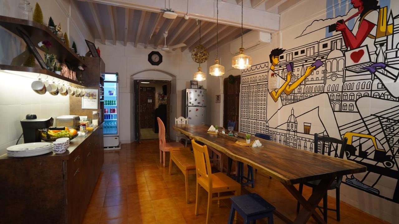 Gosolo Stays Bandra Hostel Bombaj Zewnętrze zdjęcie