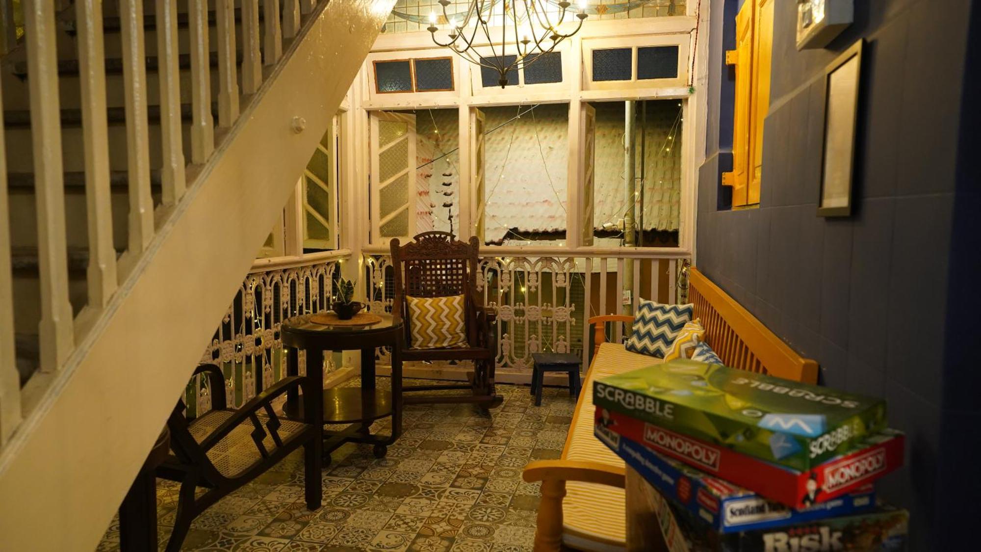 Gosolo Stays Bandra Hostel Bombaj Zewnętrze zdjęcie