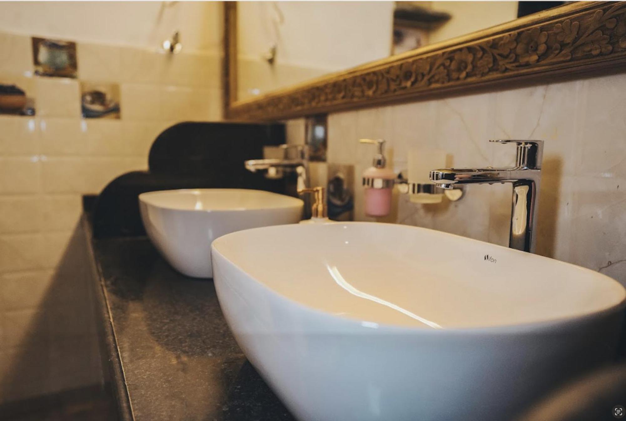 Gosolo Stays Bandra Hostel Bombaj Zewnętrze zdjęcie